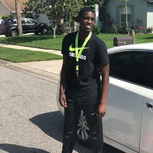 Meet your Posher, Ronald